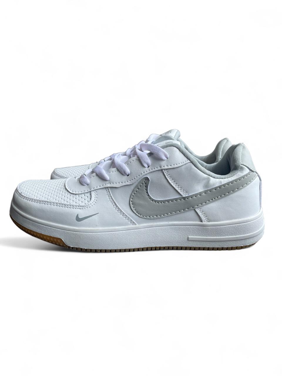 Nike Mid Shoes
