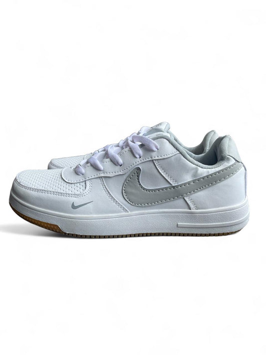 Nike Mid Shoes